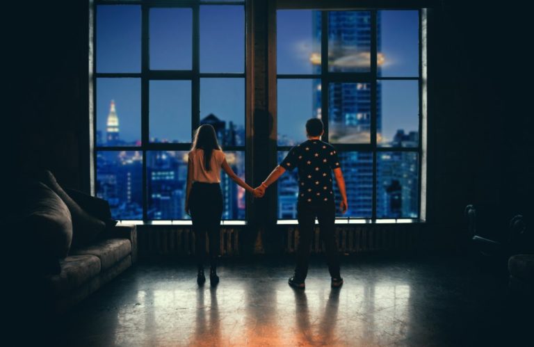 4 Things That Will Strengthen Your Long-Distance Relationship